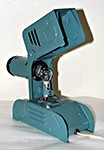 фильмоскоп Ф-49 с поднятой крышкой осветительной системы